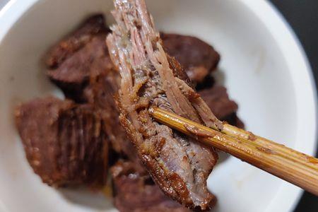 牛臀肉为什么膻味比较大呢