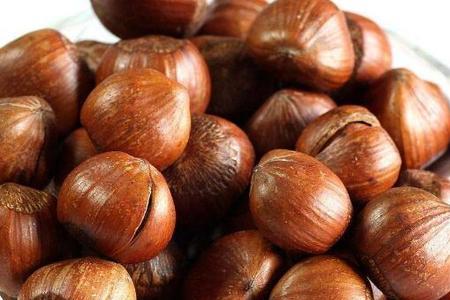 榛子外壳发霉了能吃吗