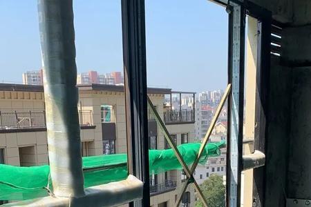 阳台外面叫什么