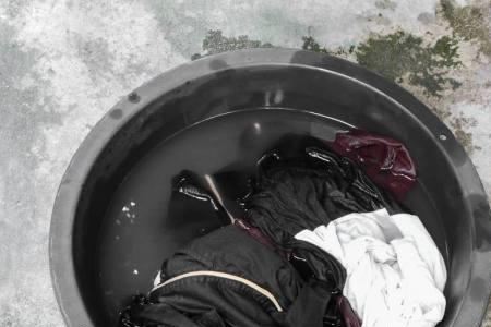用盐泡衣服可以恢复颜色吗