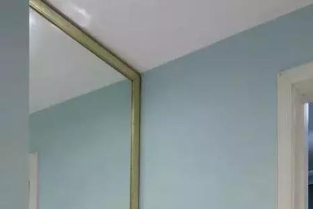 长条端部开门卫生间三分离