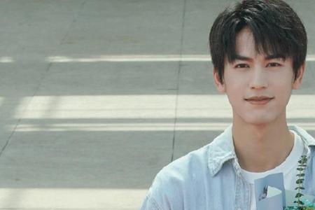 张凌赫为什么叫凌帝