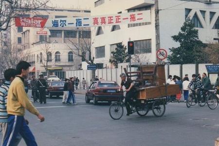 90年比98年大几岁