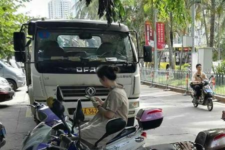 5月1交警大队上班吗