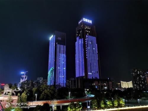 荣耀70pro夜景灯光拍摄问题