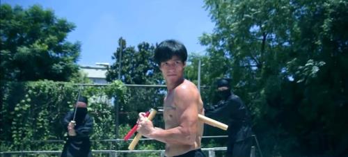 我不是废柴的李小龙怎么解锁