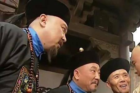 李卫当官小满是谁演的