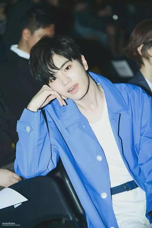 遥望梦想站的长发男主播是谁