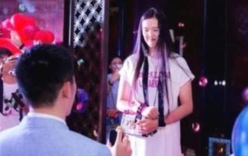 女朋友只有1米4几,你们怎么想