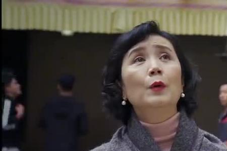 阿坝一家人阿妈是谁演的