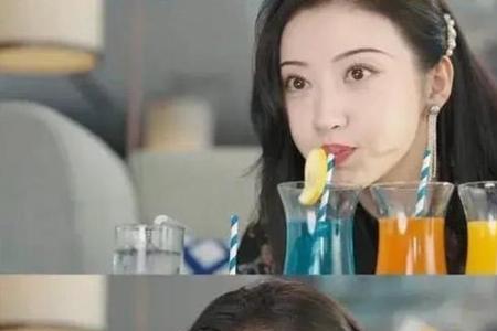 谁是真凶季会和王玲吻戏