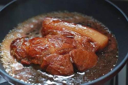 煮熟的肉浸在油内保存多久