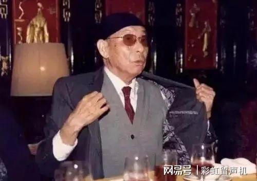 为什么说张学良精忠爱国
