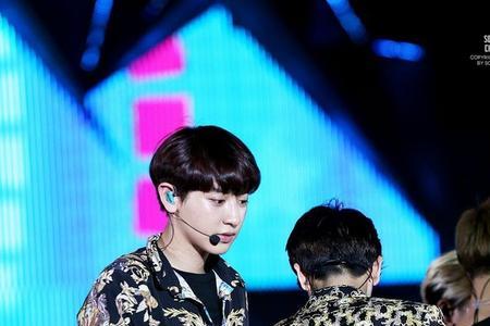 灿白世纪拥抱是哪一场