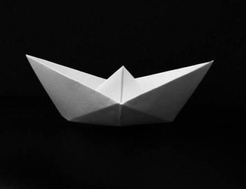 纸船明烛照天烧的意思