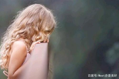 女生下雨被淋怎么安慰