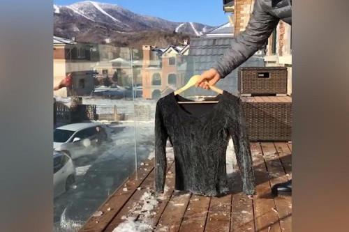 冬天如何判别晾了的衣服，是否干