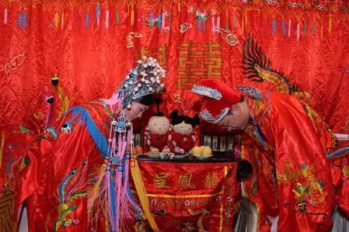 结婚可以不拜天地吗