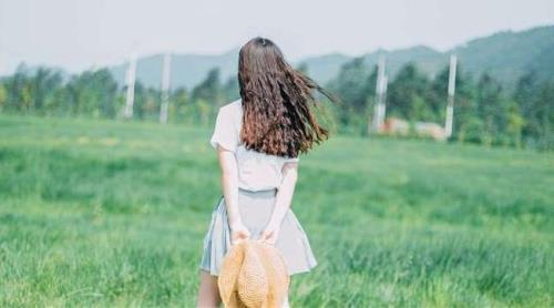 夸女孩听话的句子