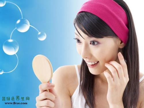 为什么离远照镜子脸大了一圈
