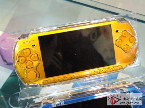 psp3000是金属壳吗