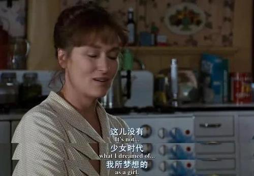 廊桥遗梦的女主角是谁扮演的