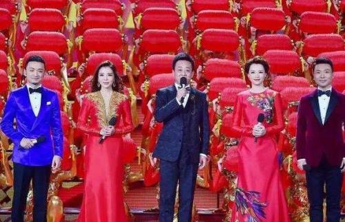 春晚节目是实时播放吗