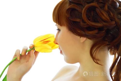 女孩子闻我头发什么意思