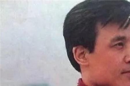 达式常的妻子是谁