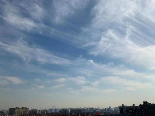 钩卷云是什么意思