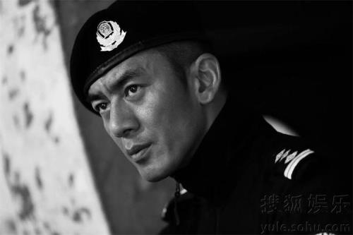 任天野是不是军人或特警