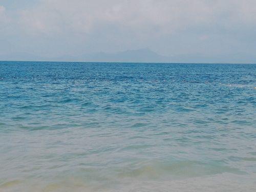 海岸线的弧度有始无终什么意思