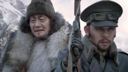 林海雪原座山雕的扮演者是谁