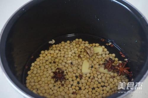 高压锅焖豆饭需要多长时间