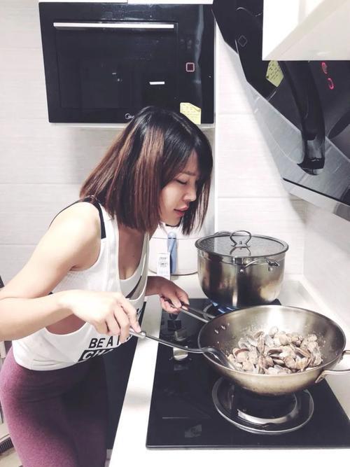 如何让姐姐做饭