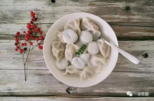 南方汤圆北方饺是哪首歌