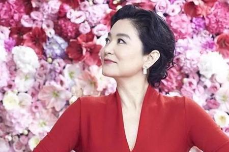 60岁为什么穿红衣
