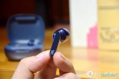2014年降噪耳机出现了吗