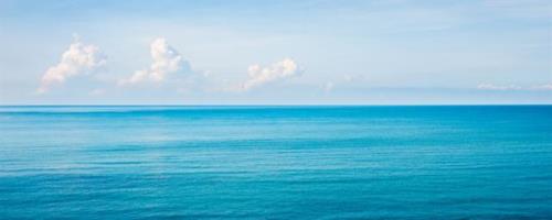 大海多么蓝呀仿句是什么