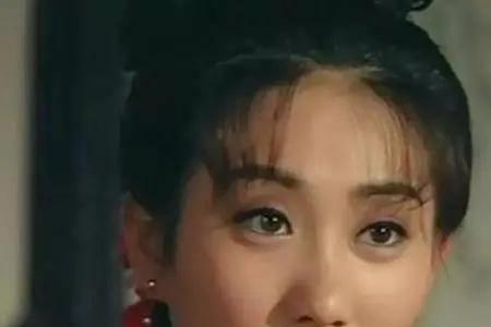 圆月弯刀三个女人结局