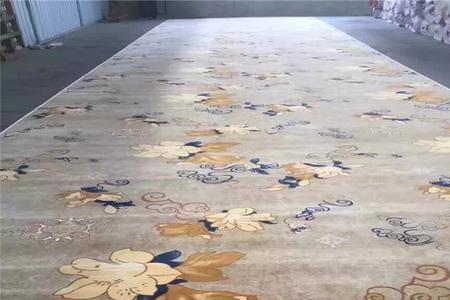 为什么宾馆里都用地毯铺地