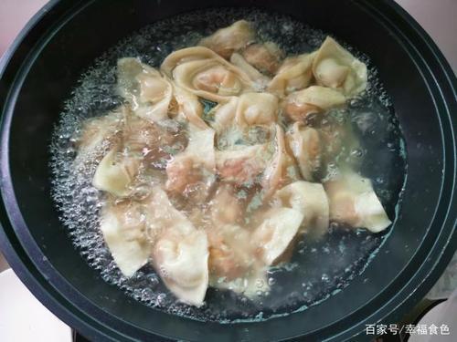 10个人吃馄饨买几斤肉