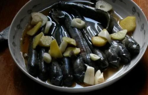 跳跳鱼酸辣做法