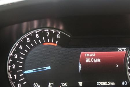 金牛座旁边这个仪表怎么调