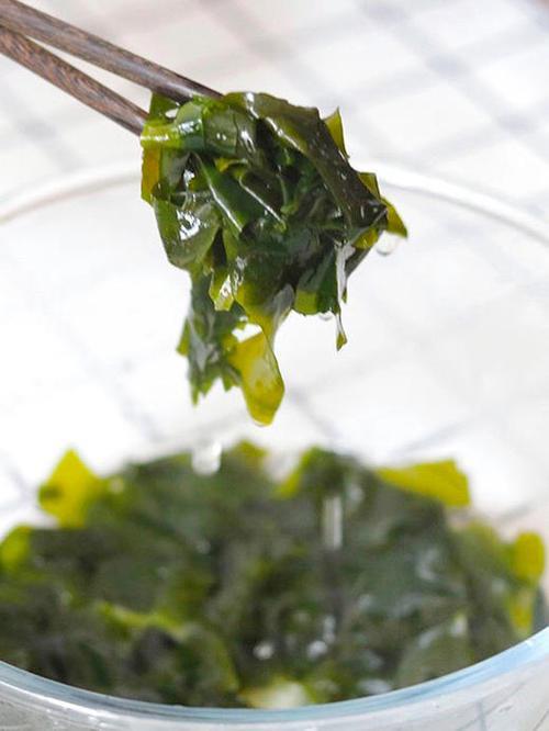 裙带菜泡三天还能吃吗