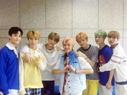 nct dream的应援色