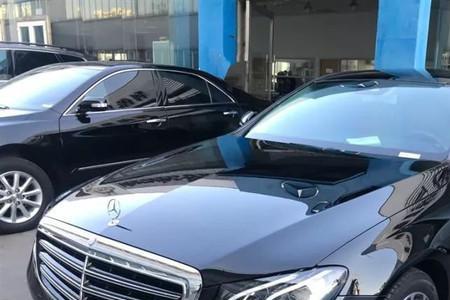 立标奔驰E300l怎么开