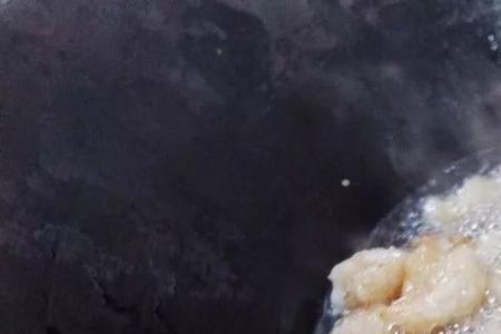 几斤猪油炼一斤