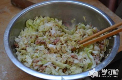 白菜饺子手法教程