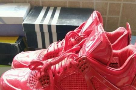 aj11的漆皮上面有划痕怎么办